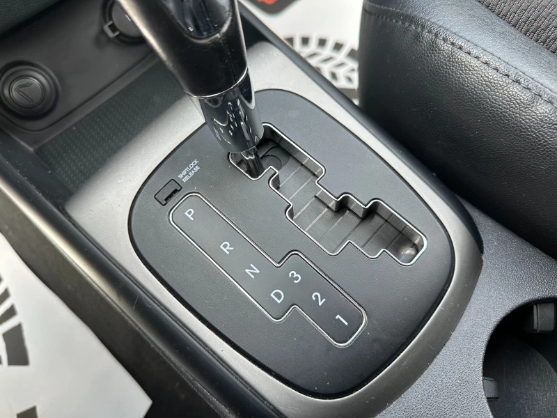 Hyundai I30 1.6d Автоматик, снимка 11 - Автомобили и джипове - 50203128