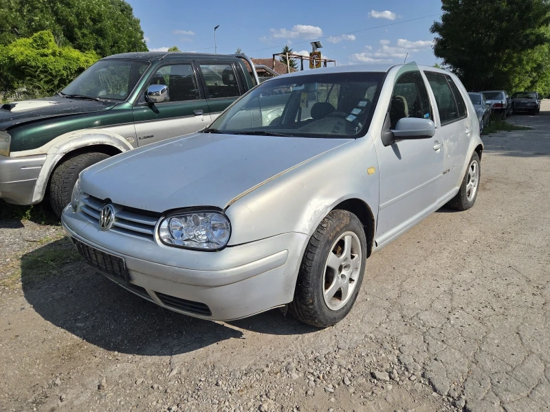 VW Golf 2.0I 115к.с.