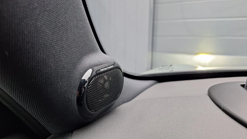 Mini Cooper s SE ELEKTRO, снимка 15 - Автомобили и джипове - 52657108