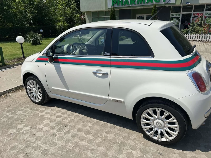 Fiat 500 Gucci edition, снимка 2 - Автомобили и джипове - 53120394