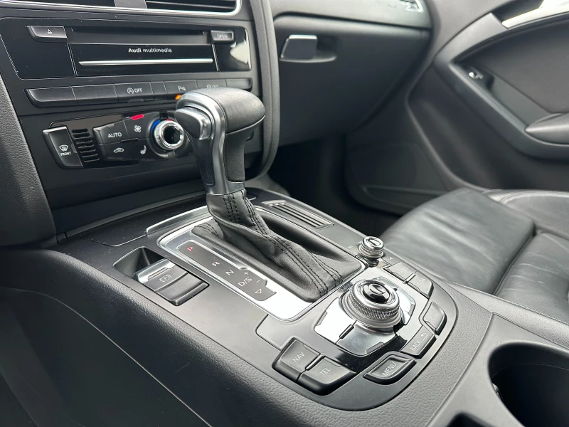 Audi A5 3.0TDI , снимка 12 - Автомобили и джипове - 53196935