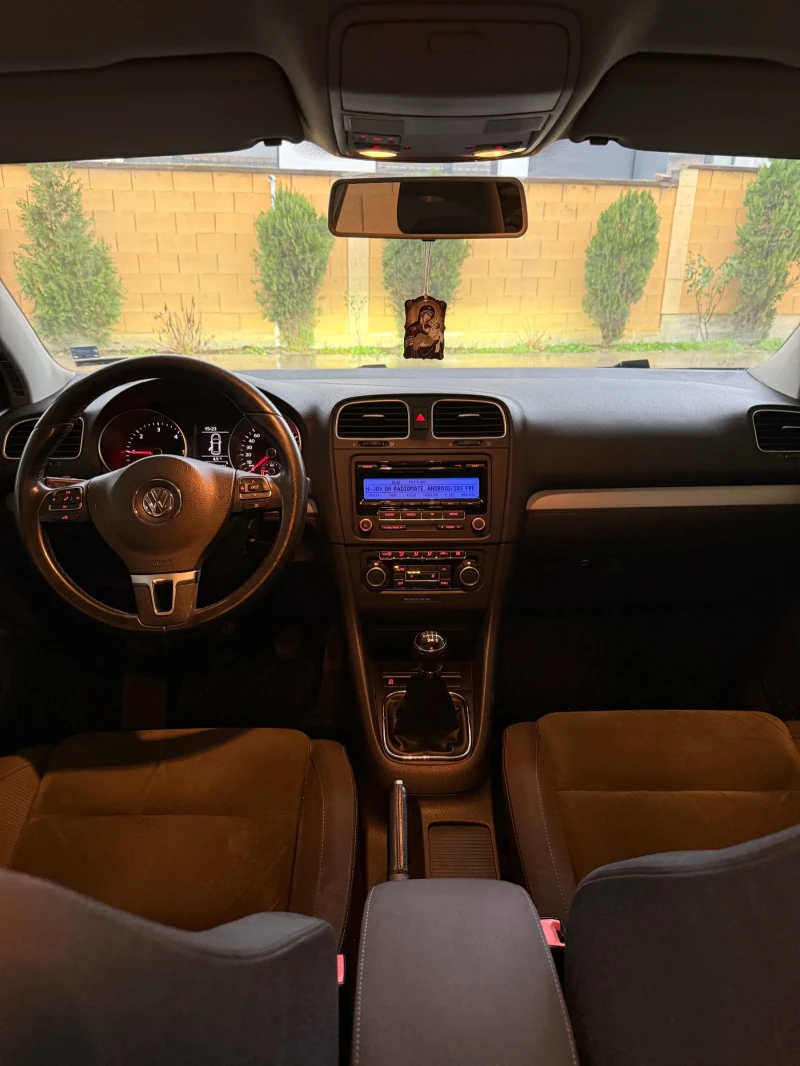 VW Golf 2.0 140 4MOTION, снимка 12 - Автомобили и джипове - 53300087