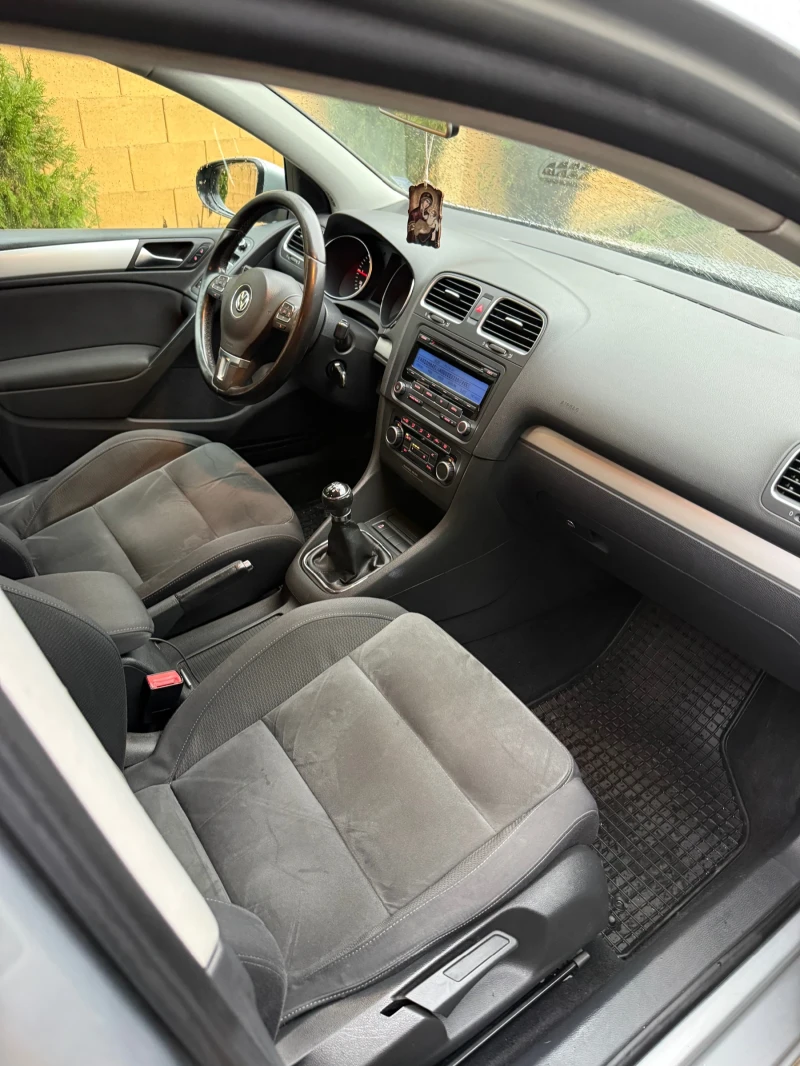 VW Golf 2.0 140 4MOTION, снимка 9 - Автомобили и джипове - 53300087
