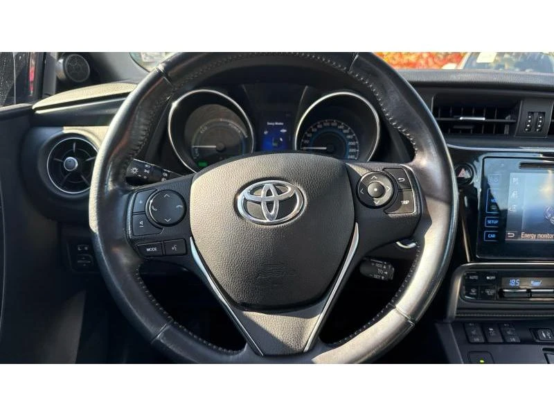 Toyota Auris, снимка 13 - Автомобили и джипове - 47601740