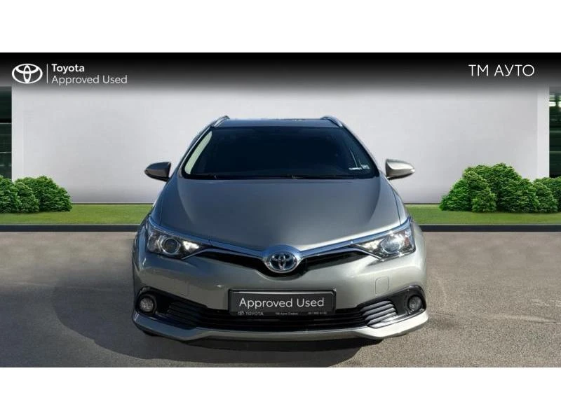 Toyota Auris, снимка 5 - Автомобили и джипове - 47601740