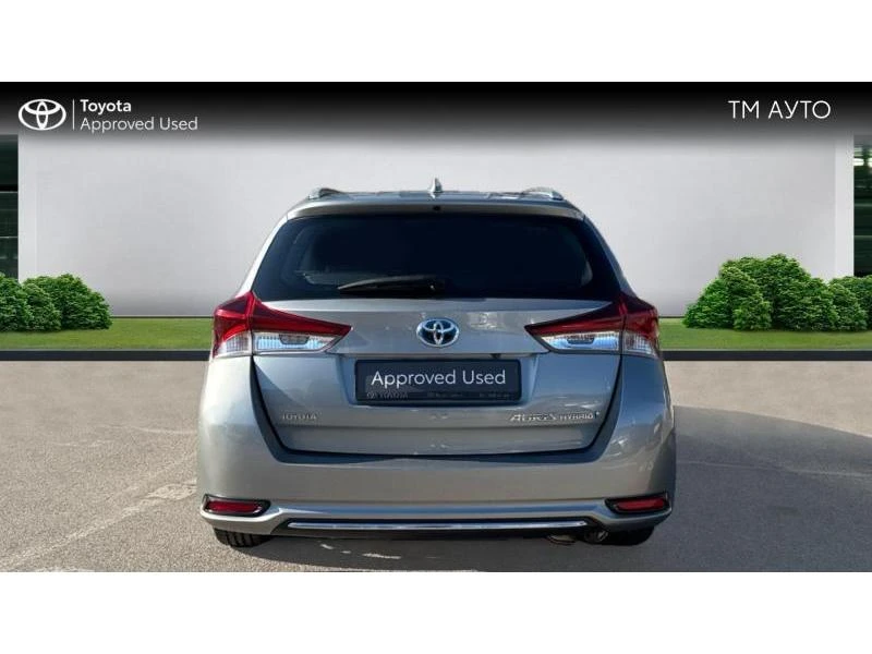 Toyota Auris, снимка 4 - Автомобили и джипове - 47601740