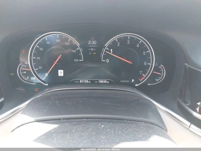 BMW 750  - изображение 10