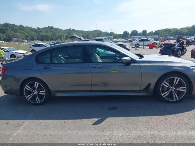 BMW 750  - изображение 8