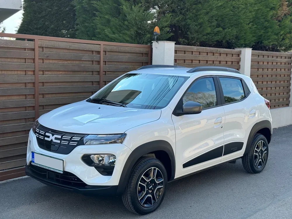 Dacia Spring CCS 13000km 2024г, снимка 1