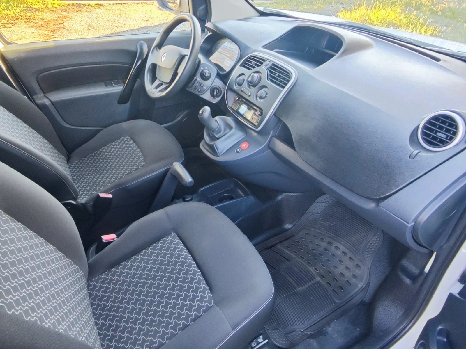 Renault Kangoo 1.5 DCI  EURO 5 B - изображение 5