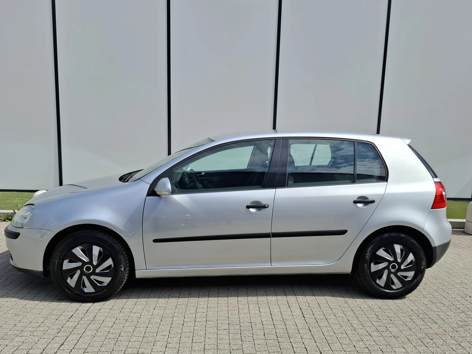 VW Golf 1.9TDI* (90кс)* * FACELIFT* * KLIMATRONIK* * НОВ В - изображение 7