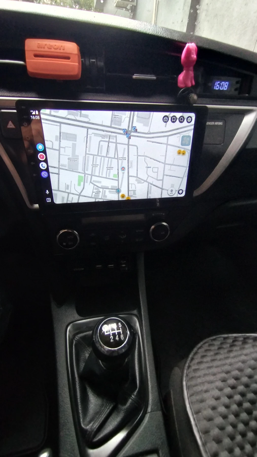Toyota Auris  - изображение 7