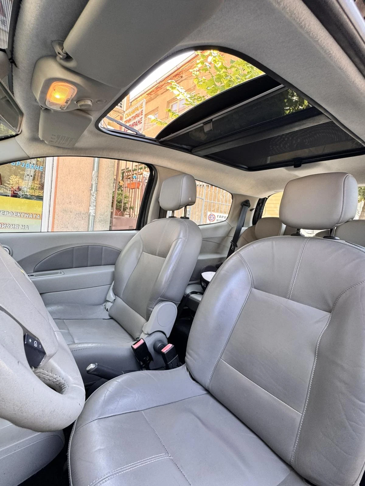 Renault Twingo 1.2 16V Initiale Paris - изображение 8