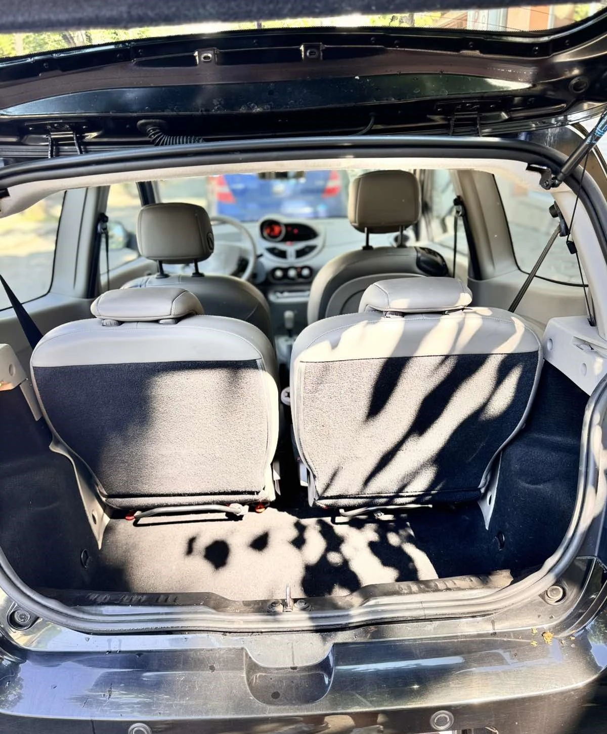 Renault Twingo 1.2 16V Initiale Paris - изображение 2