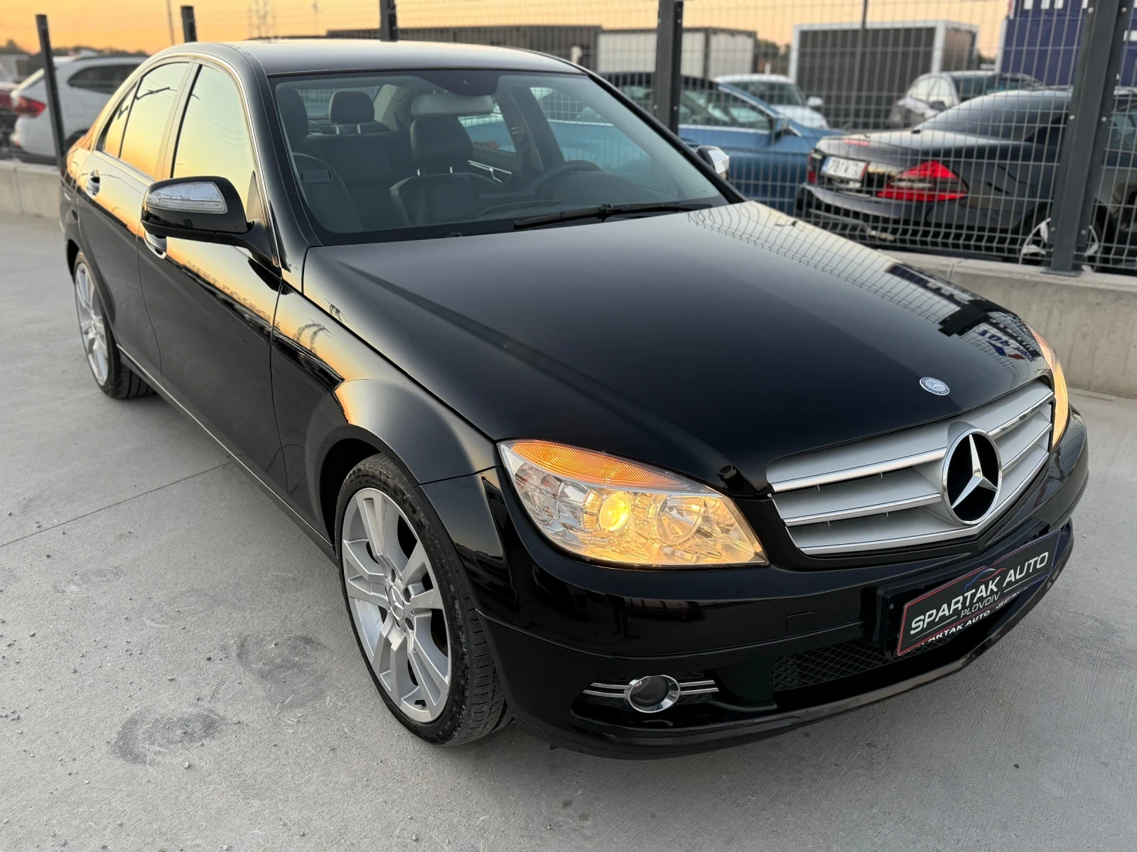 Mercedes-Benz C 280 Газ* 2010г* Автоматик* ТОП СЪСТОЯНИЕ* 174.000КМ*  - изображение 3