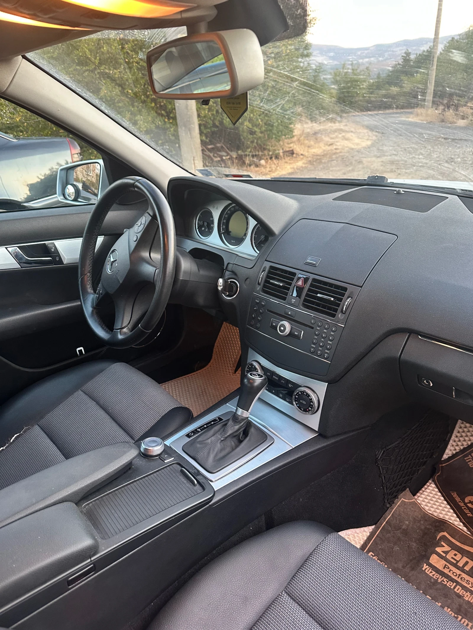 Mercedes-Benz C 200  - изображение 5