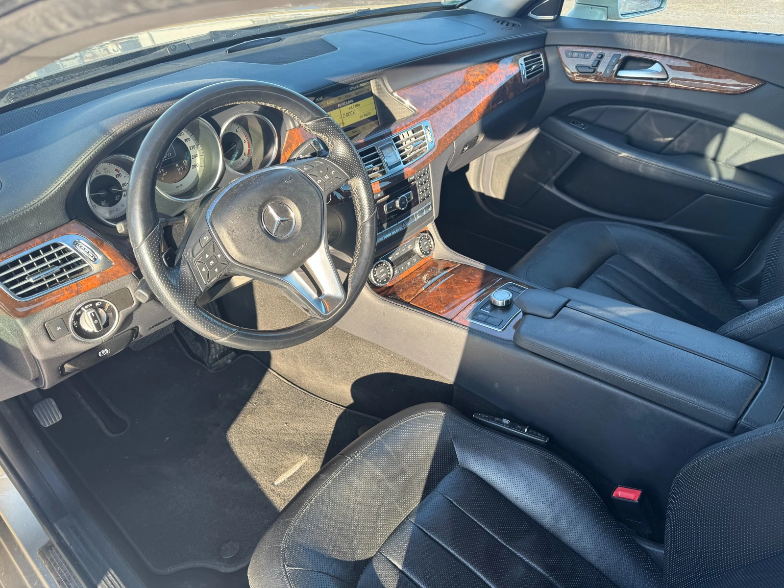 Mercedes-Benz CLS 350 Облсужена - 8 джанти - изображение 9