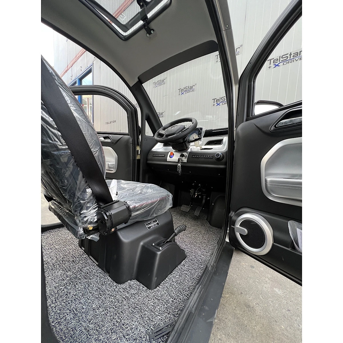 TelStar X1 M, снимка 7 - Автомобили и джипове - 53733254