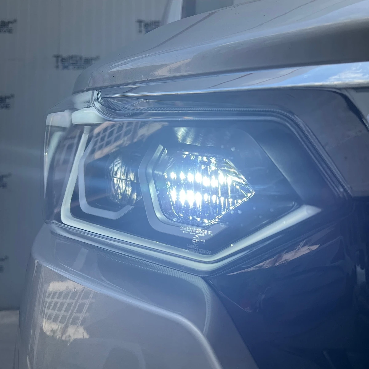 TelStar X1 M, снимка 9 - Автомобили и джипове - 53733254