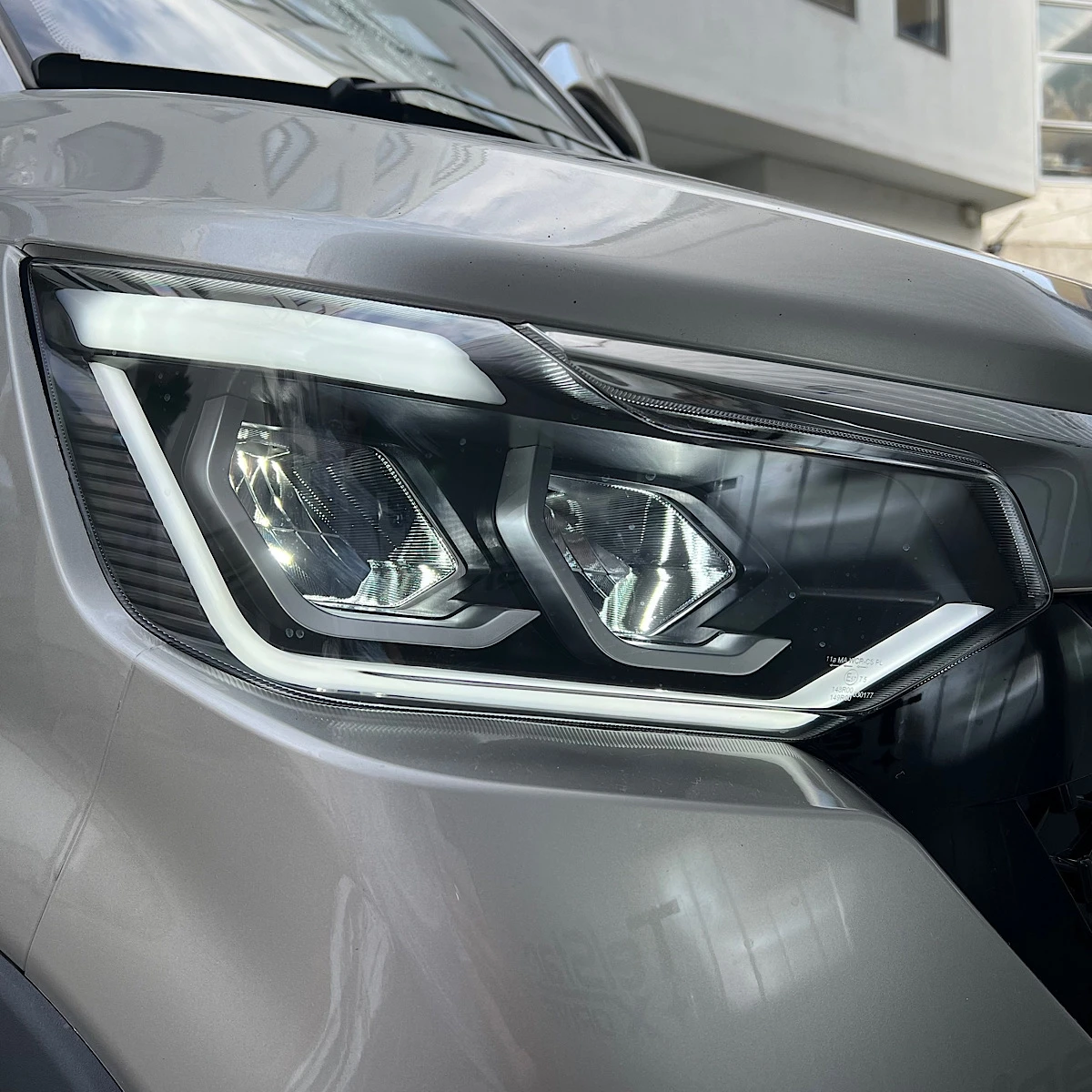 TelStar X1 M, снимка 6 - Автомобили и джипове - 53733254