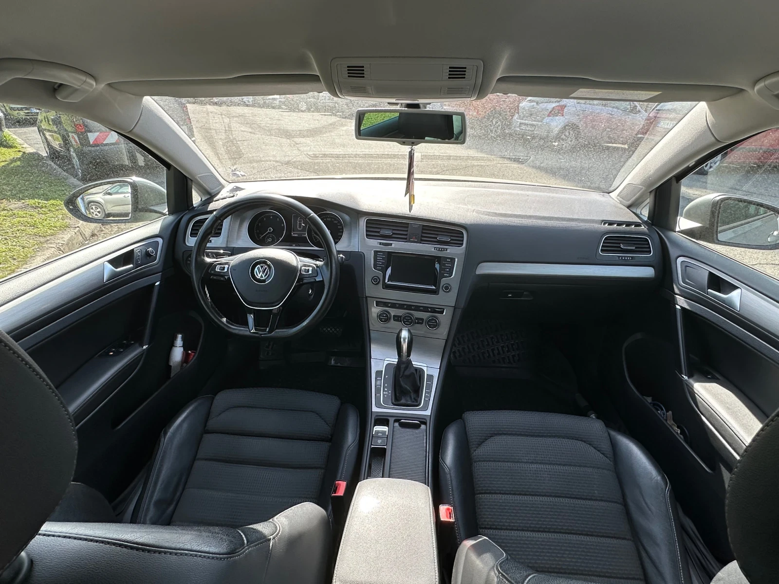 VW Golf 1.4 TGI, снимка 5 - Автомобили и джипове - 53757208