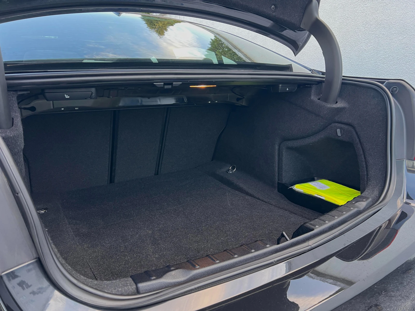 BMW 320 d xDrive M-Sport 146000km ПРОЧЕТИ ОПИСАНИЕТО, снимка 15 - Автомобили и джипове - 53787547