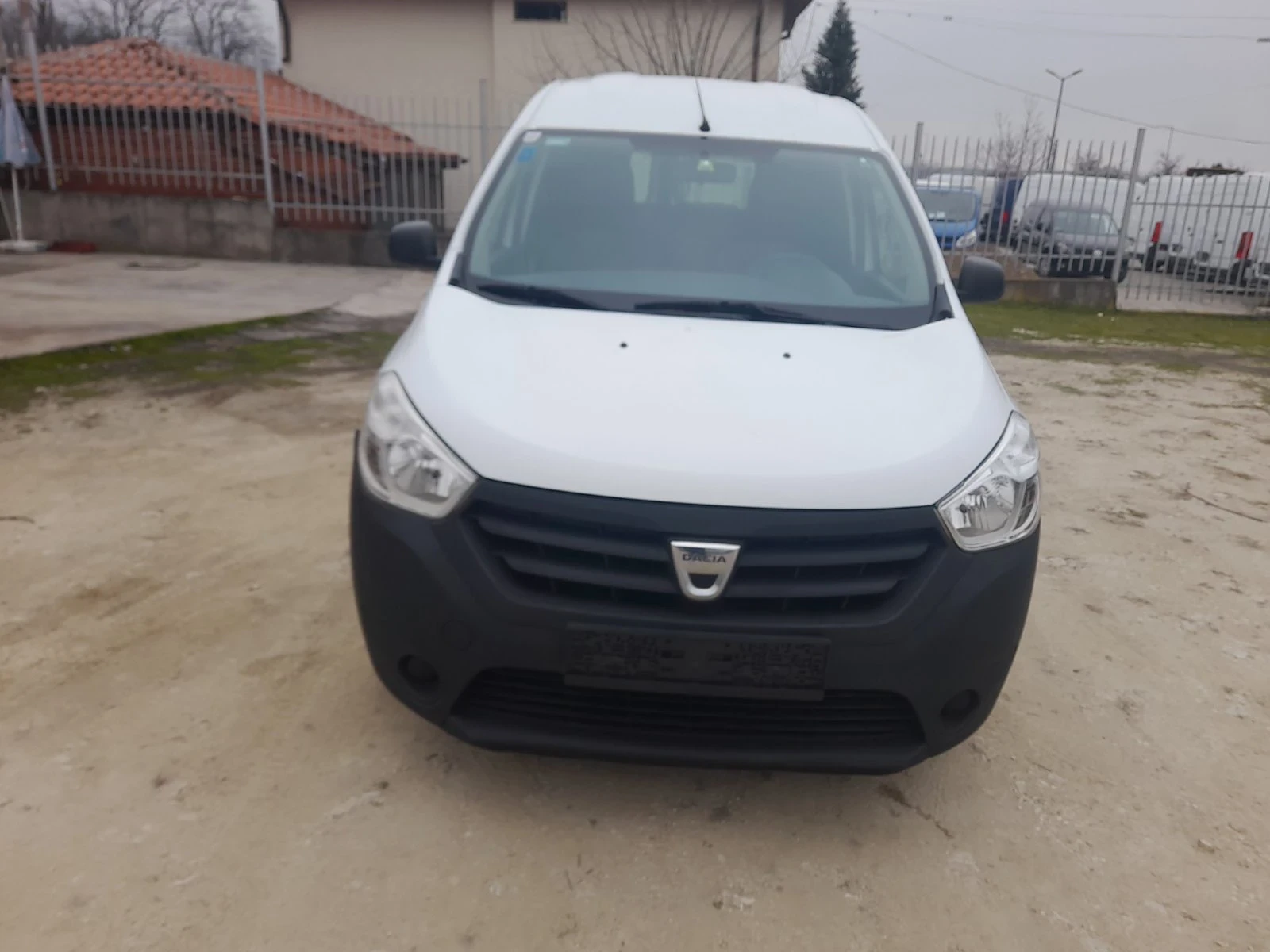 Dacia Dokker 1.5 DCI , снимка 4 - Автомобили и джипове - 53822434