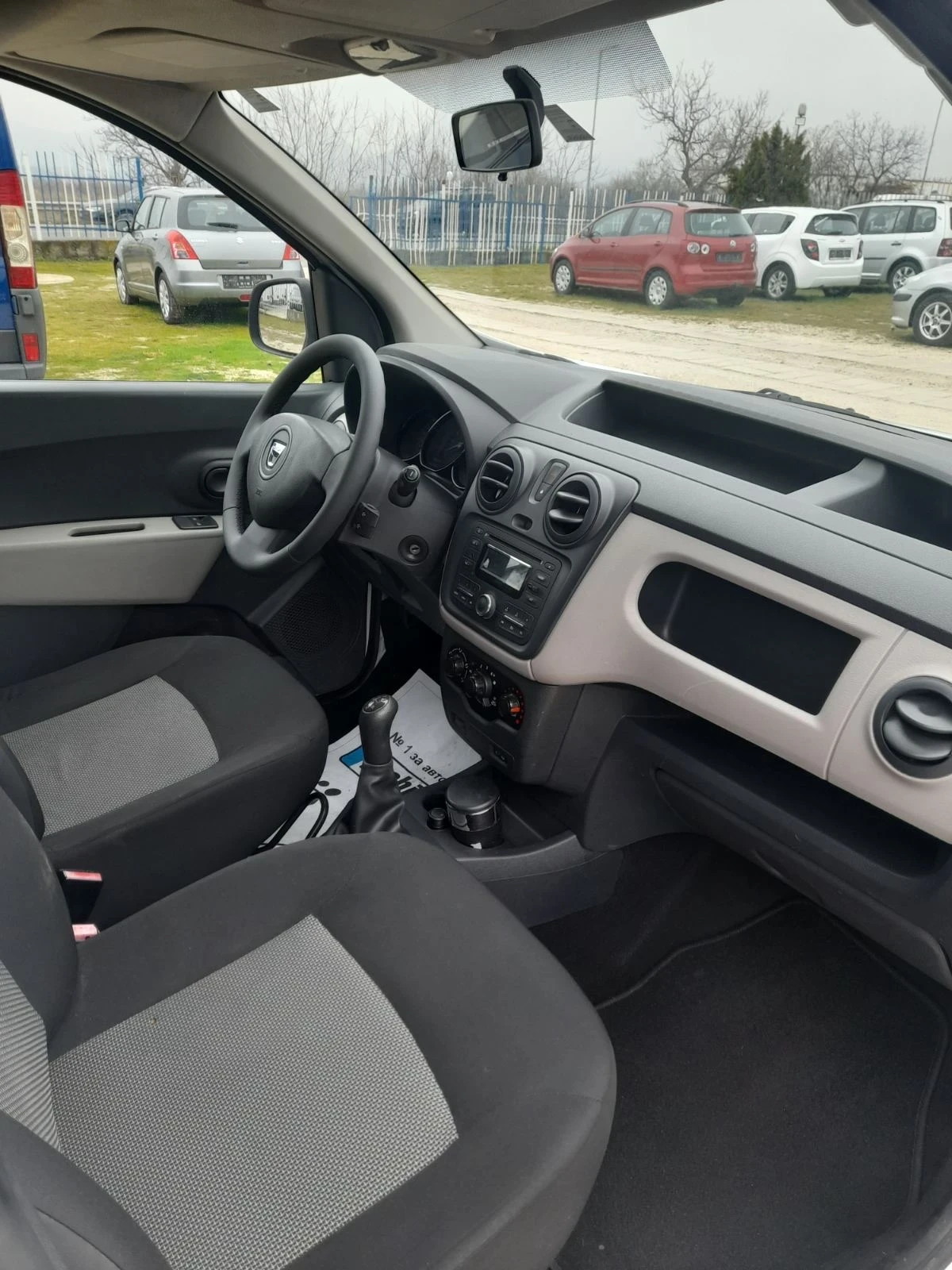 Dacia Dokker 1.5 DCI , снимка 11 - Автомобили и джипове - 53822434