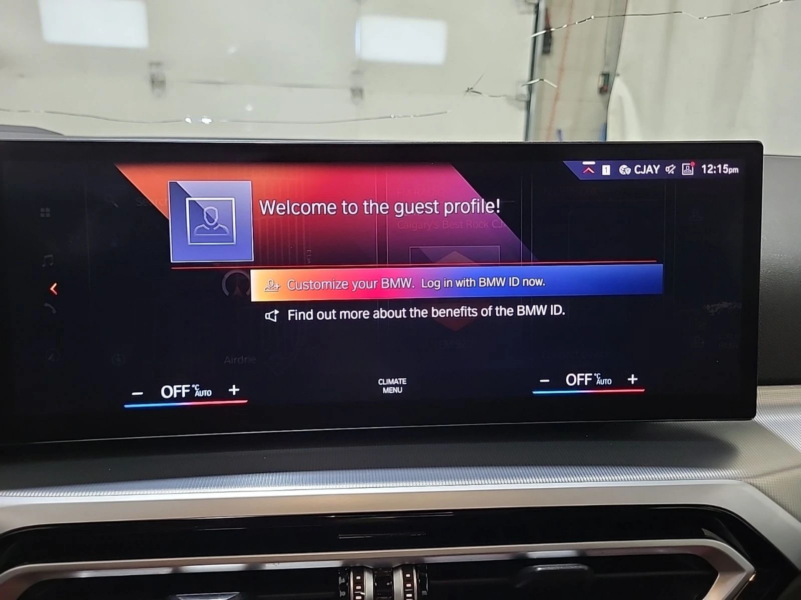 BMW i4 EDRIVE40 С РЕГИСТРАЦИЯ & АВТО КРЕДИТ, снимка 10 - Автомобили и джипове - 53915383