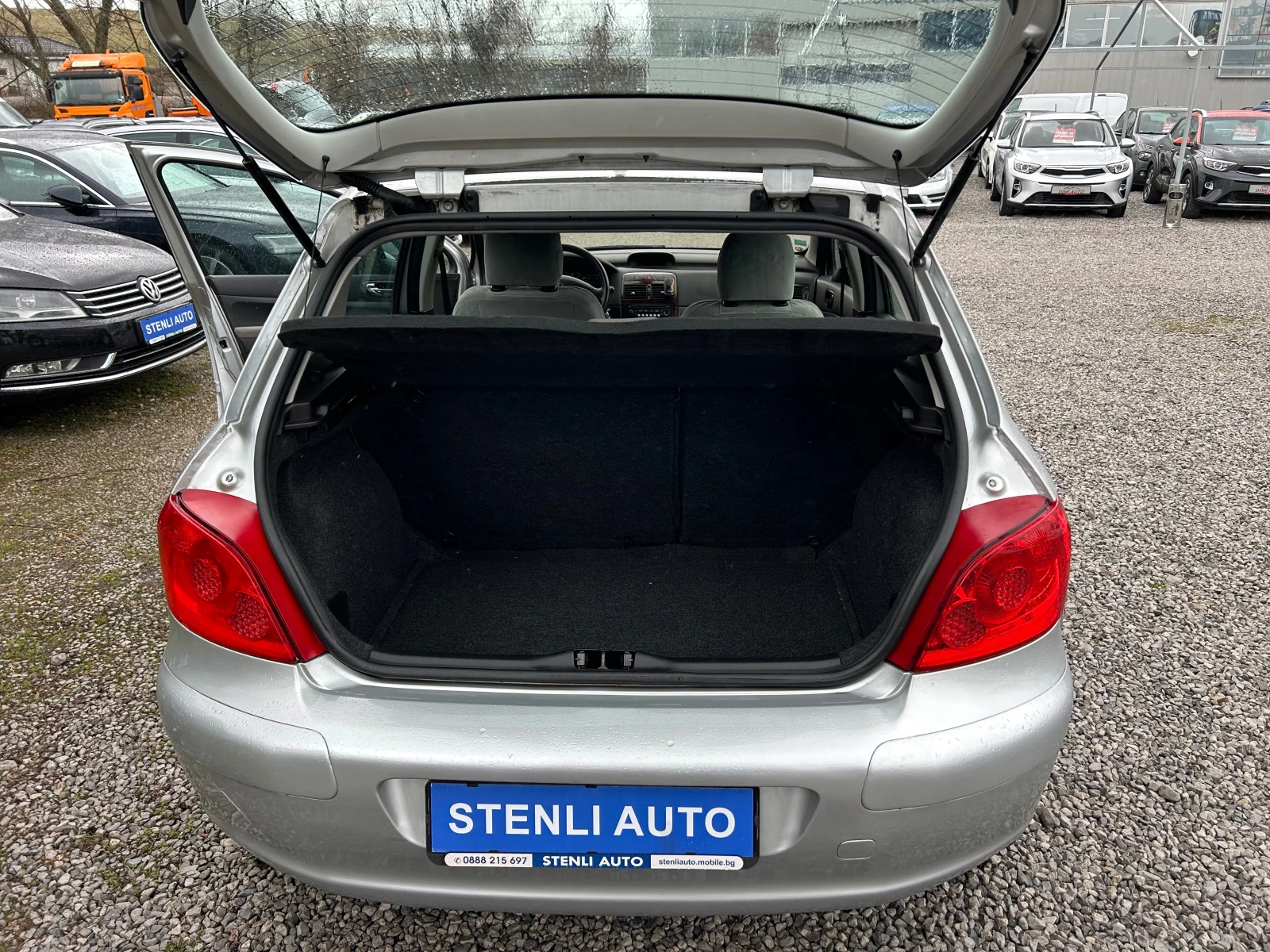 Peugeot 307 1.6HDI EURO4, снимка 16 - Автомобили и джипове - 54071028