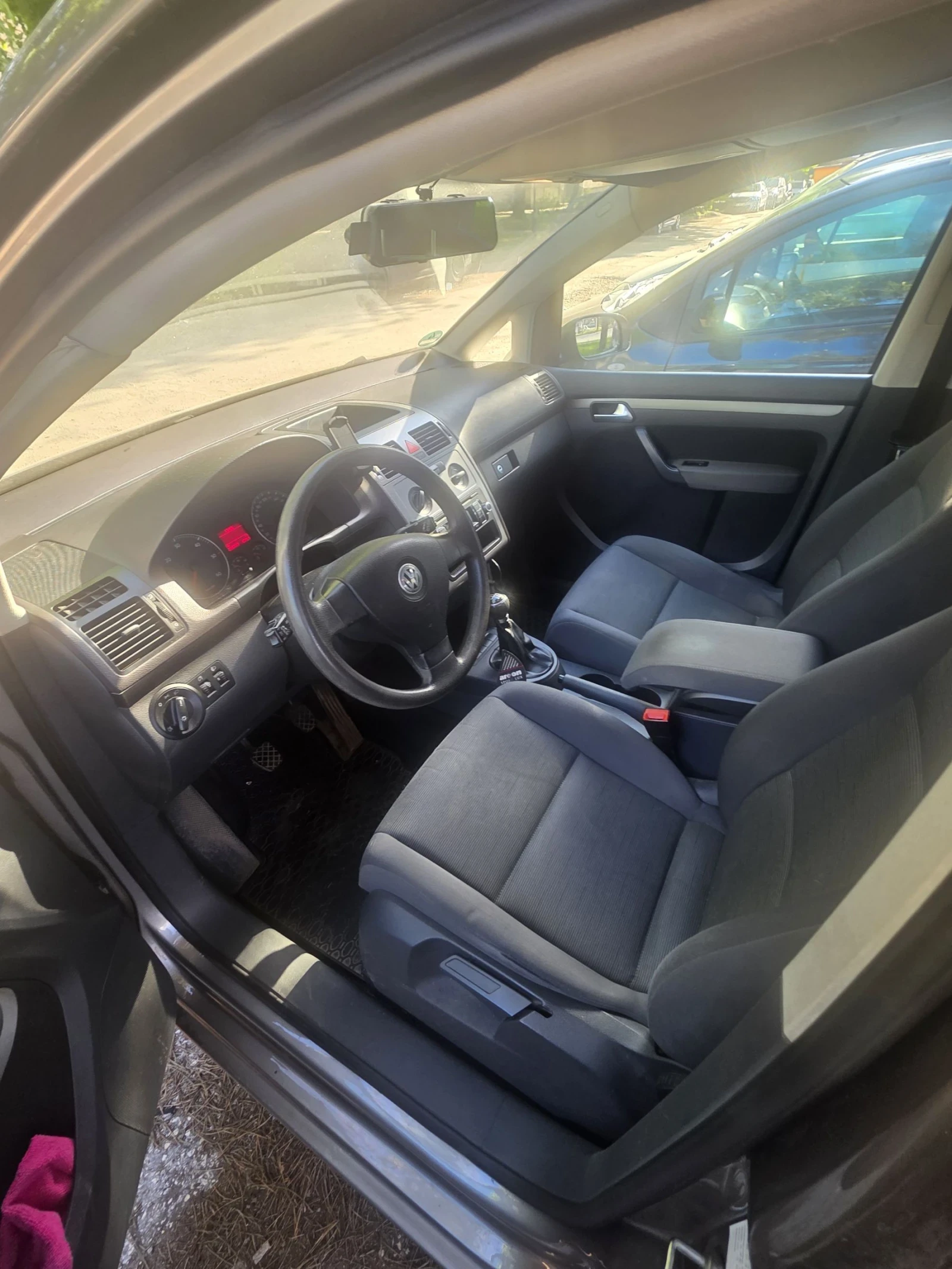 VW Touran, снимка 7 - Автомобили и джипове - 54417093