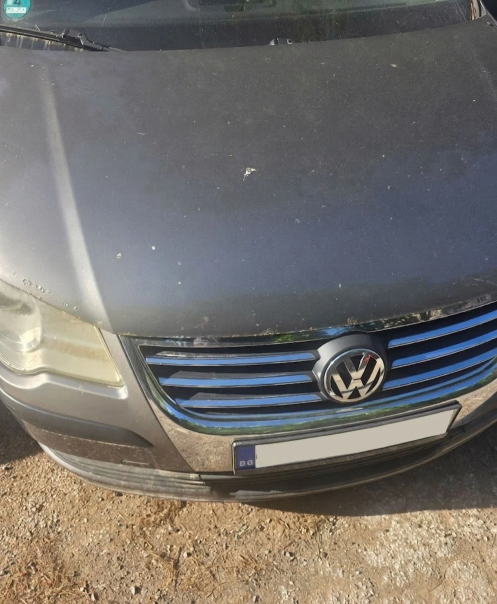 VW Touran, снимка 3 - Автомобили и джипове - 54417093