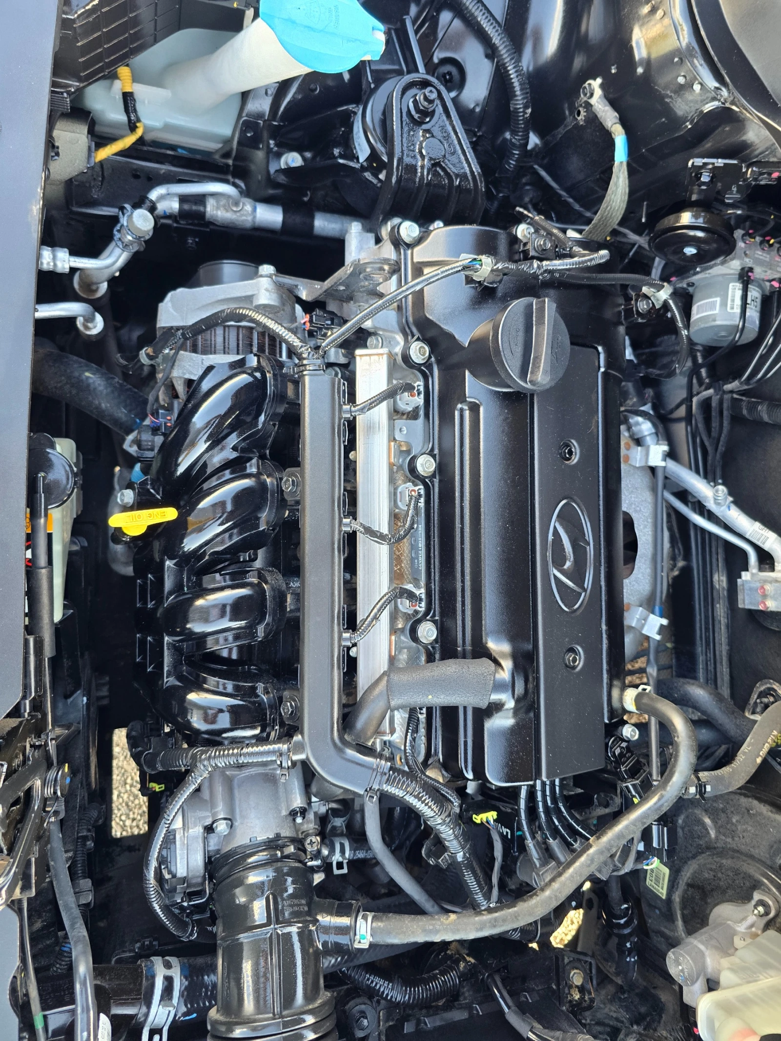Hyundai I20 1.2i-85k.c-EURO-6, снимка 12 - Автомобили и джипове - 54703338