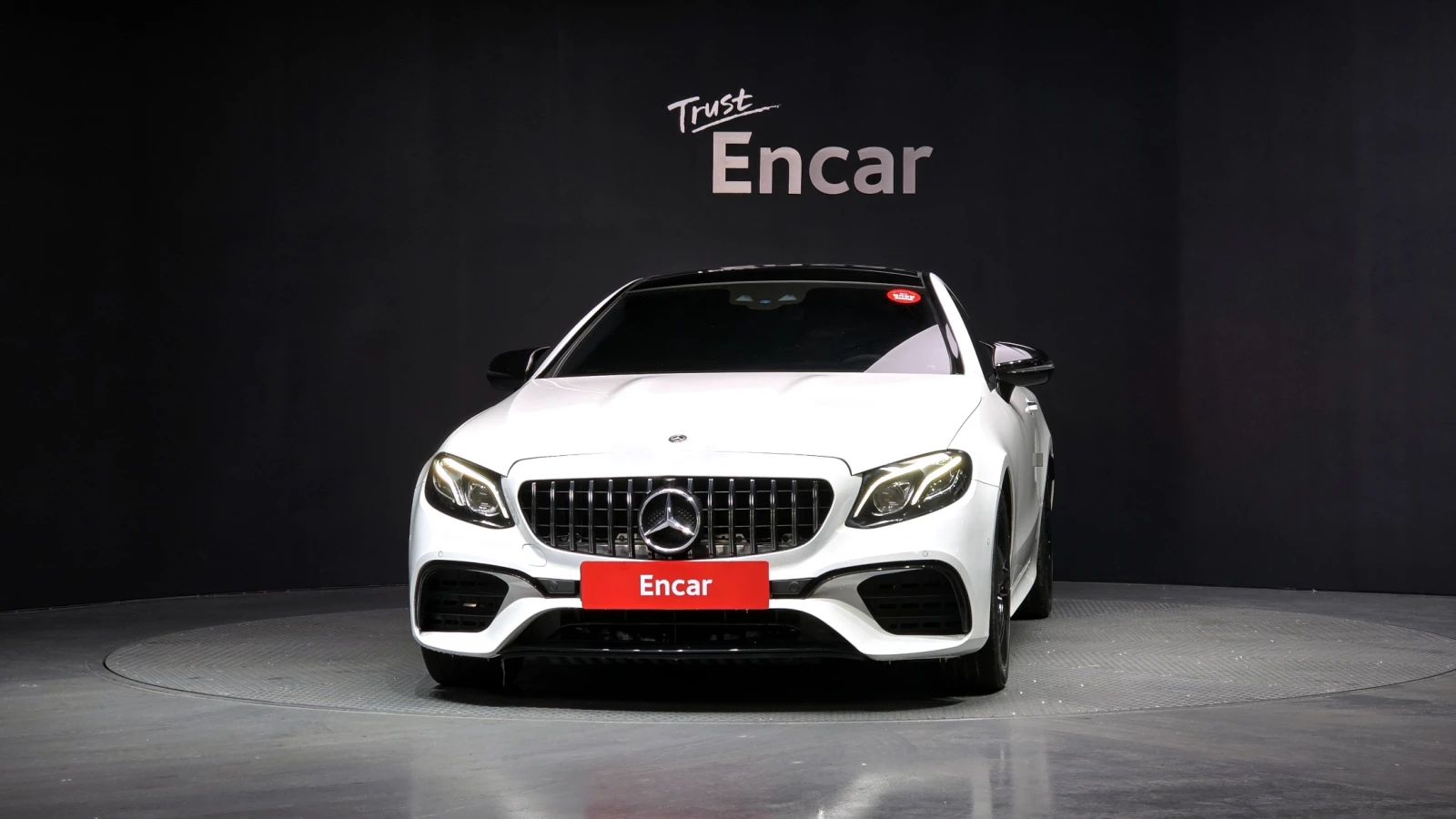 Mercedes-Benz E 220 63 AMG KIT* BURMАSTER* HEAD-UP* DIGITAL* КРАЙНА ЦЕ, снимка 2 - Автомобили и джипове - 54765421