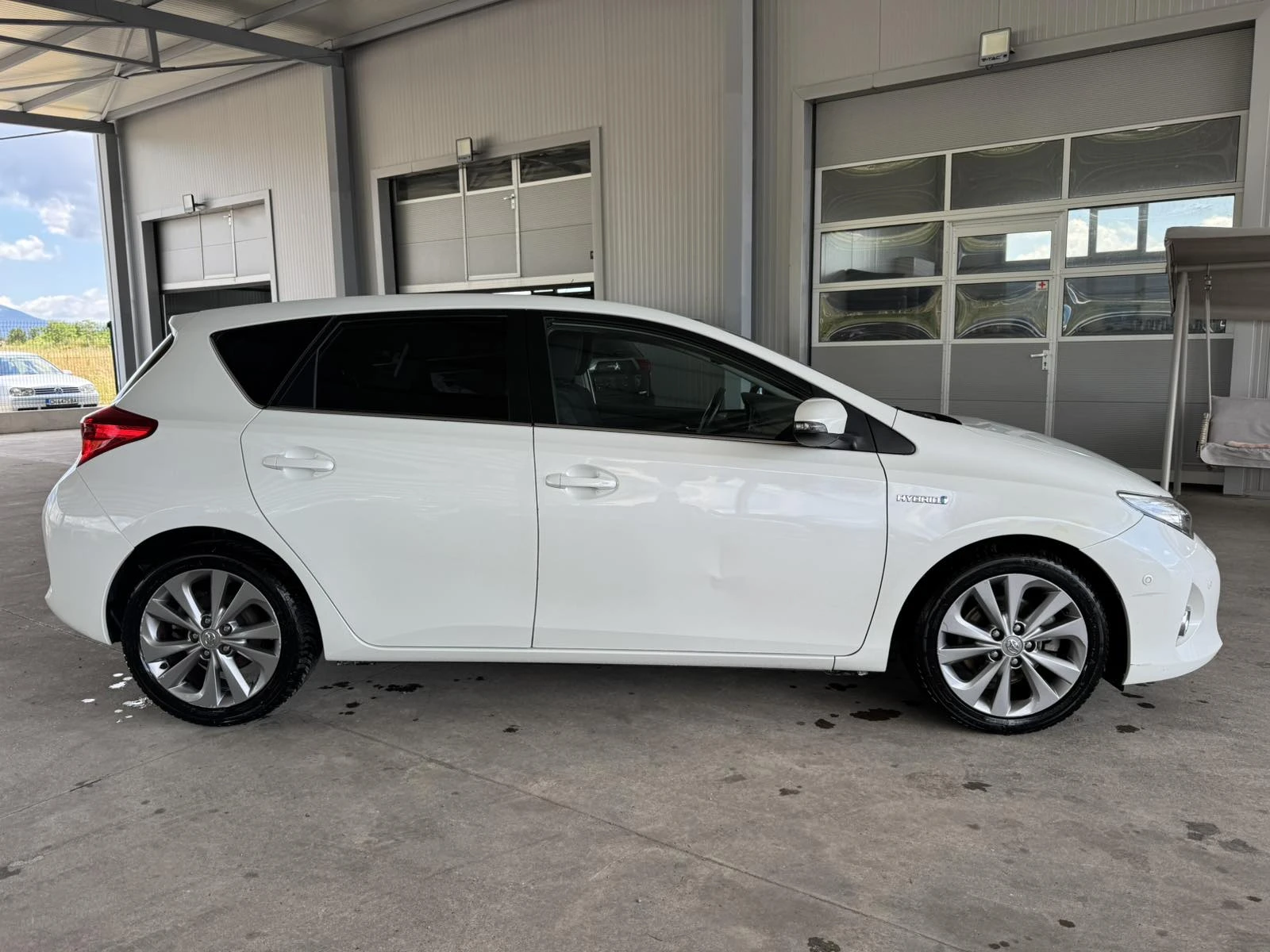 Toyota Auris 1.8* 100ps* HYBRID* ����* ����*  | Mobile.bg � ����������� 6
