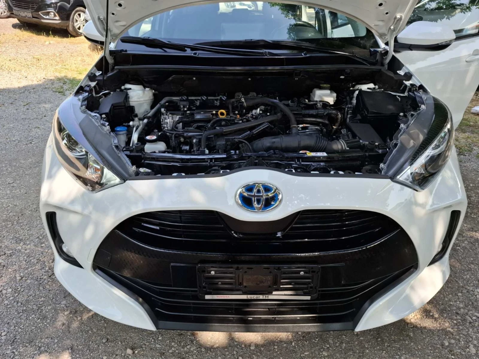 Toyota Yaris * * 1.5 HYBRID LOUNGE* * 75218km* * ITALY* * 2021*, снимка 17 - Автомобили и джипове - 55016808