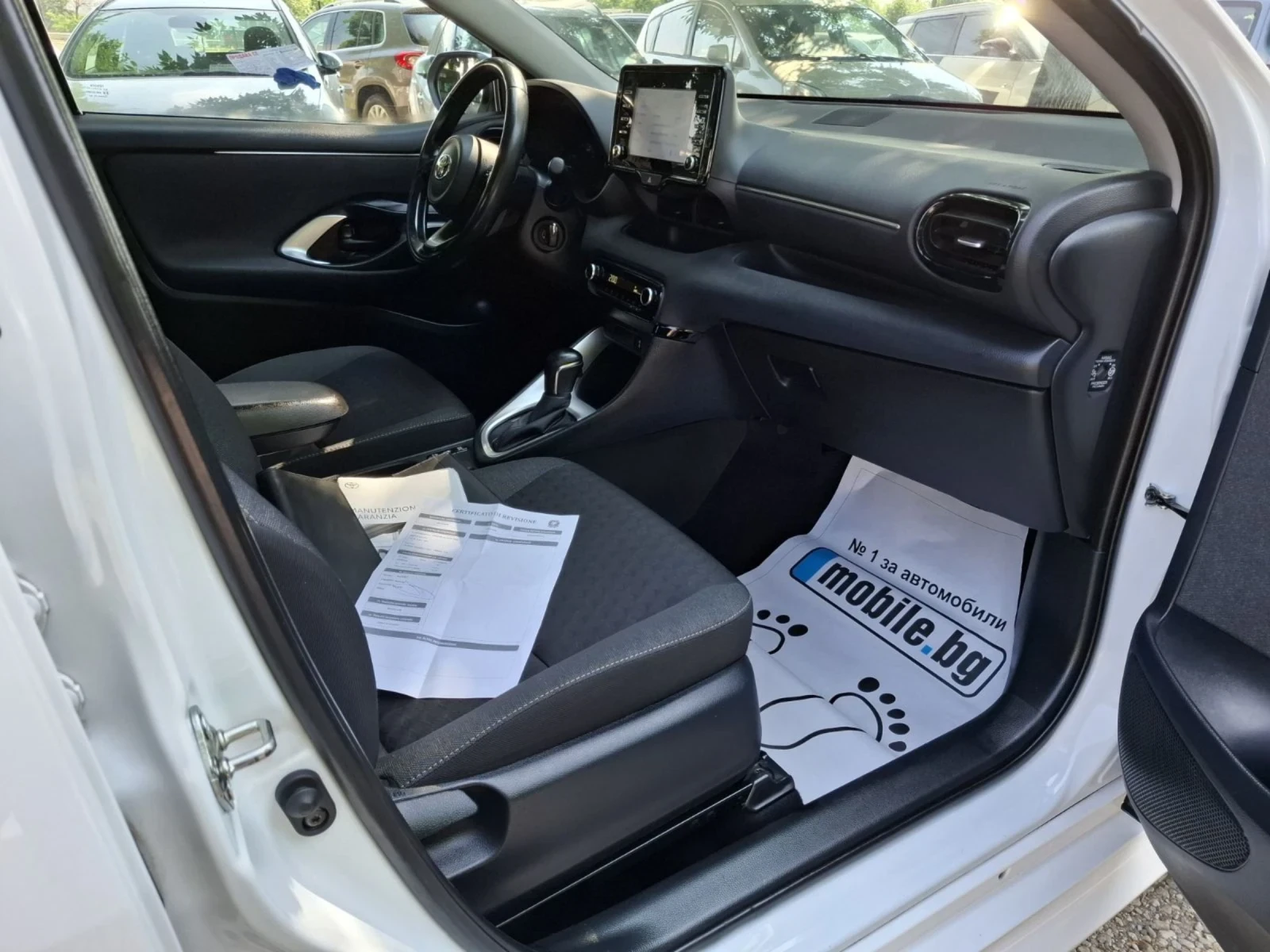 Toyota Yaris * * 1.5 HYBRID LOUNGE* * 75218km* * ITALY* * 2021*, снимка 11 - Автомобили и джипове - 55016808