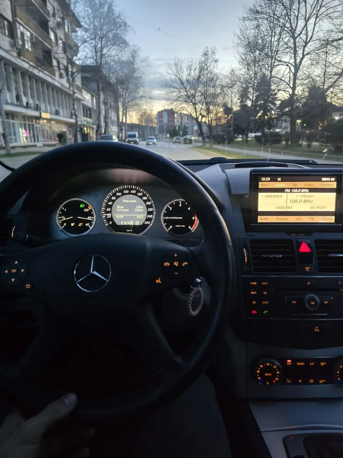 Mercedes-Benz C 220 2.2cdi, снимка 5 - Автомобили и джипове - 55376216