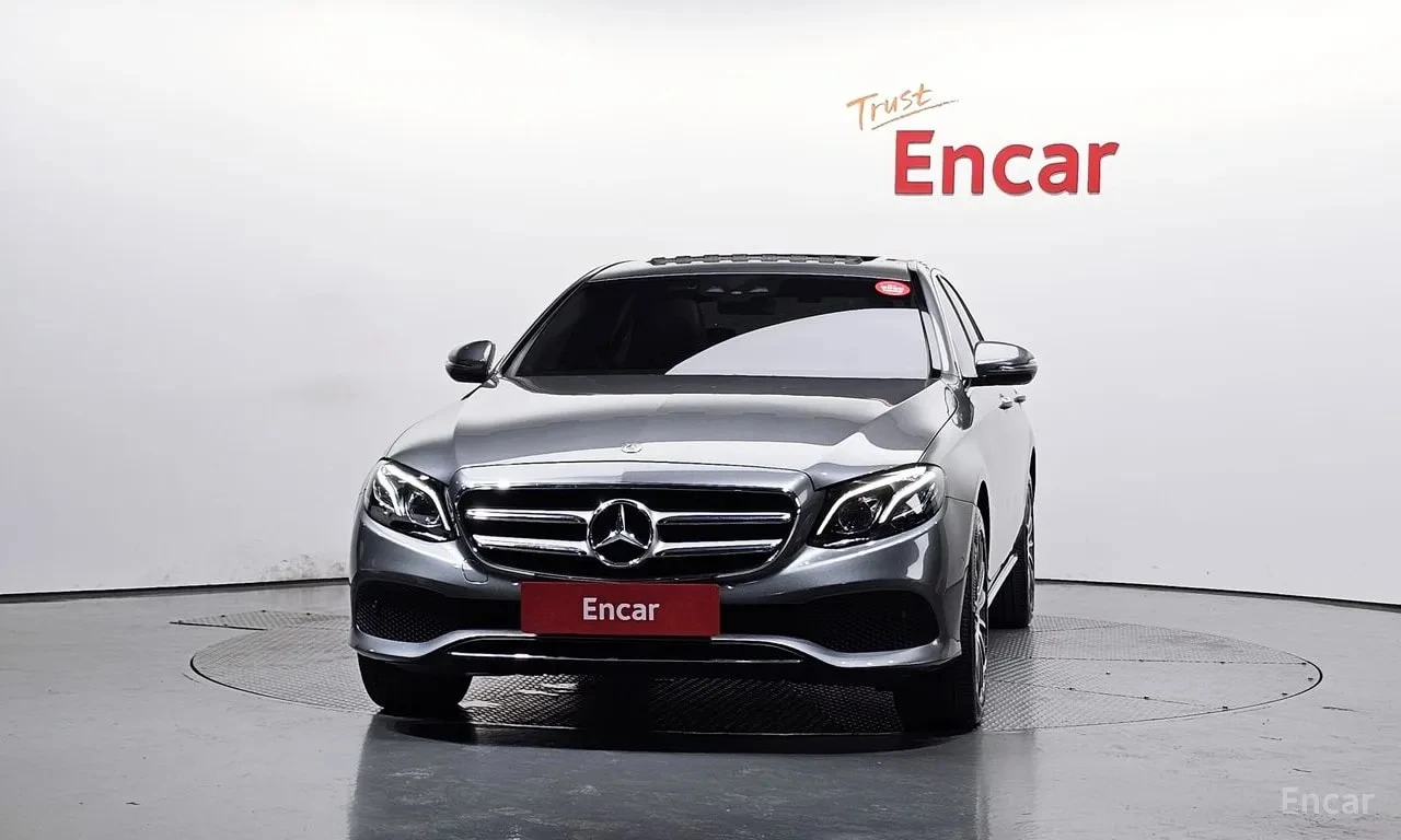 Mercedes-Benz E 220 * ФИКСИРАНА ЦЕНА С ВСИЧКИ ТАКСИ ДО БЪЛГАРИЯ * , снимка 3 - Автомобили и джипове - 55988693