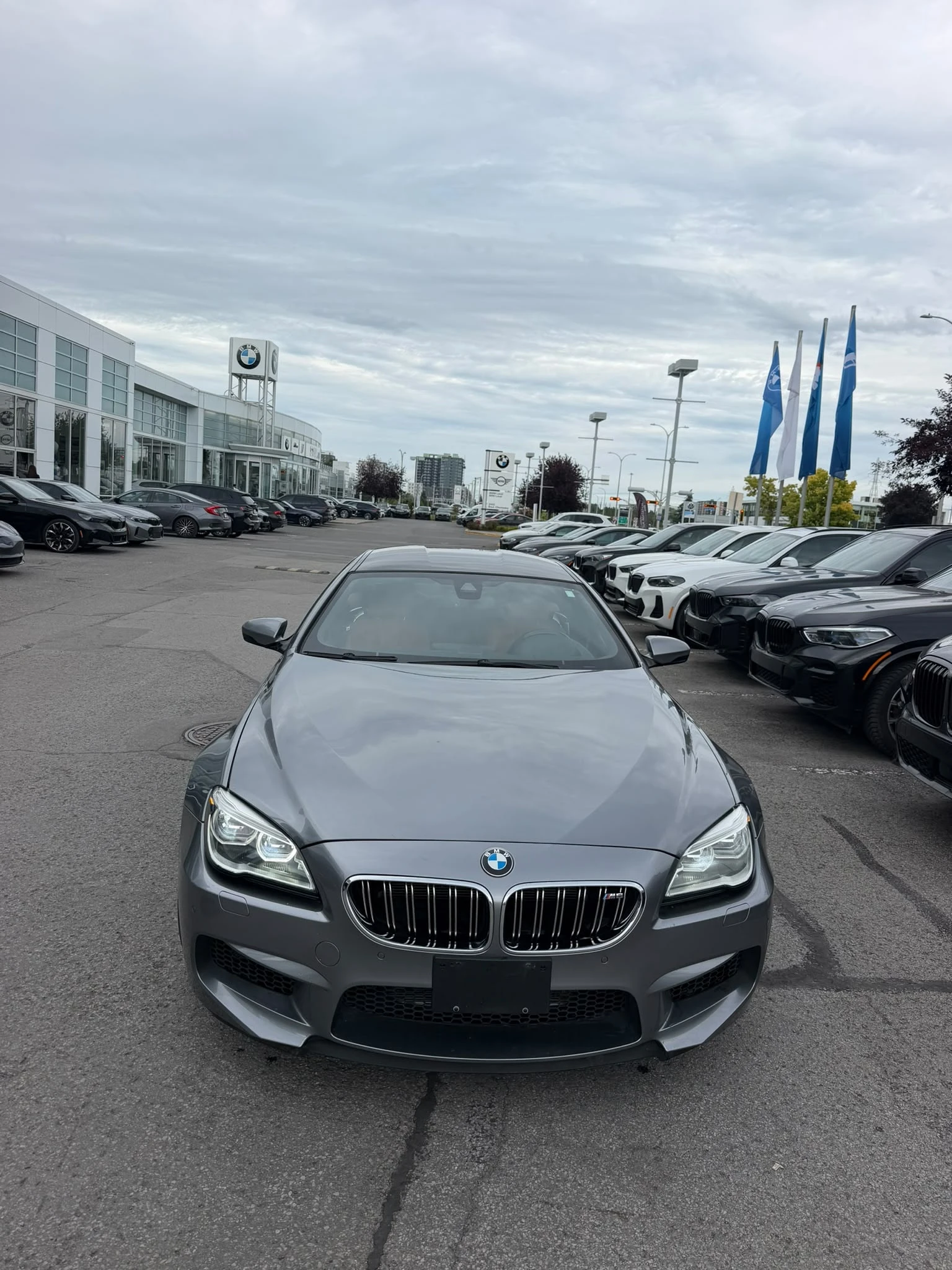 BMW M6 * 4dr Sdn Gran Coupe * CARFAX * BANG&OLUFSEN, снимка 6 - Автомобили и джипове - 56143972