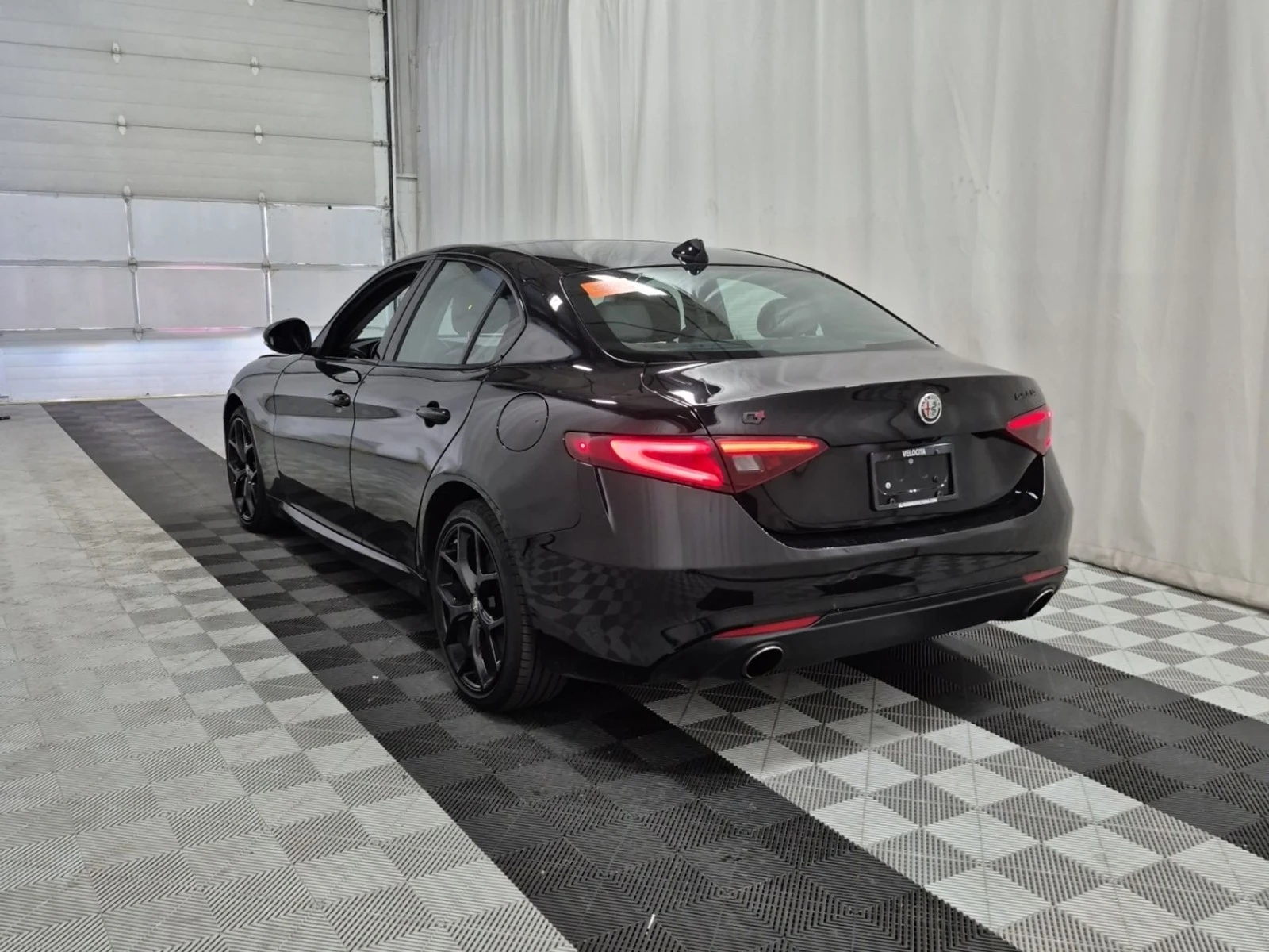 Alfa Romeo Giulia | Ti | Q4 | ���� �� �������� & ���������� | Mobile.bg � ����������� 4
