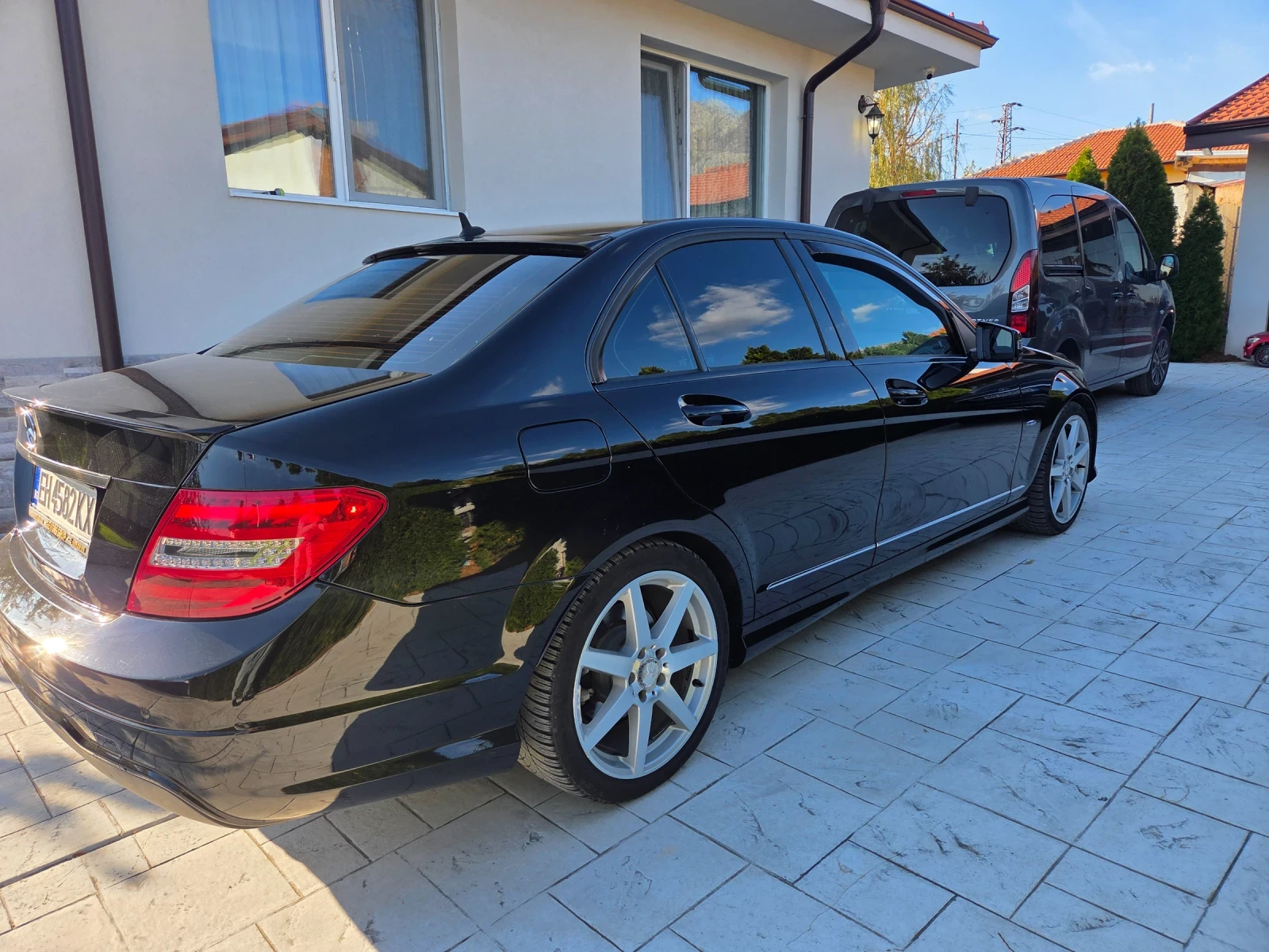 Mercedes-Benz C 220 2.0 CDI AMG  | Mobile.bg � ����������� 4