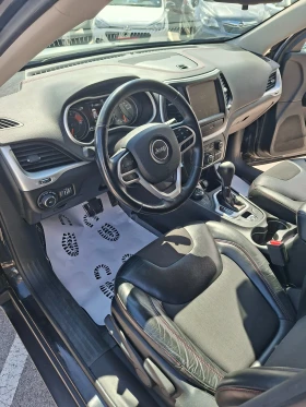 Jeep Cherokee TRAILHAWK 3.2 v6 274hp, снимка 9