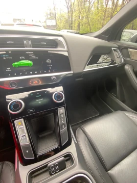 Jaguar I-Pace EV400 AWD  /  | Mobile.bg    12
