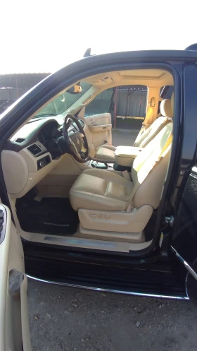 Cadillac Escalade 6.2 V8 4x4 6+ 1, снимка 14