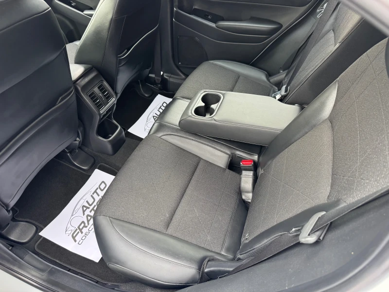 Honda Hr-v HEV 1.5i Hybrid* СОБСТВЕН ЛИЗИНГ* БАРТЕР, снимка 12 - Автомобили и джипове - 51264221