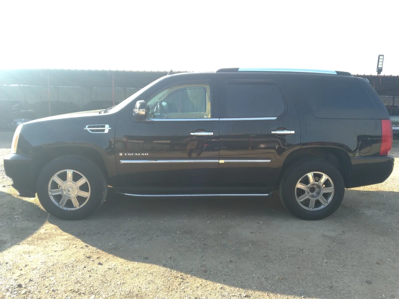 Cadillac Escalade 6.2 V8 4x4 6+ 1, снимка 8 - Автомобили и джипове - 52858666