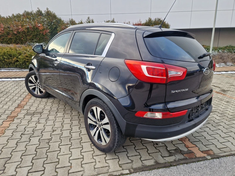Kia Sportage 2.0i/163кс/Navi/Eu5, снимка 10 - Автомобили и джипове - 53048739
