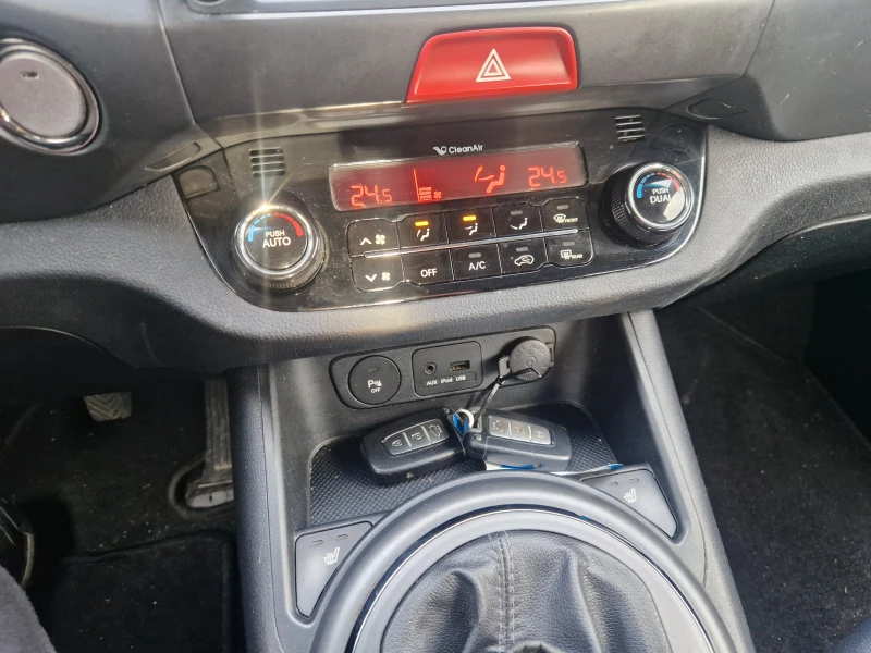 Kia Sportage 2.0i/163кс/Navi/Eu5, снимка 14 - Автомобили и джипове - 53048739
