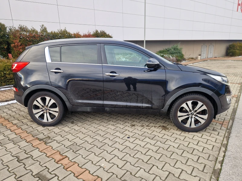 Kia Sportage 2.0i/163кс/Navi/Eu5, снимка 4 - Автомобили и джипове - 53048739